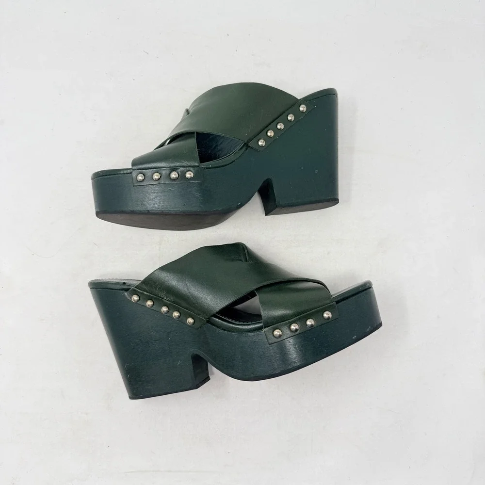 Uterque‎ Green Leather Platform Clog Sandals Studded Wood Heel EU 38 US 8